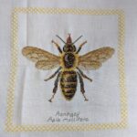cross stitch honey bee by Thea Gouverneur